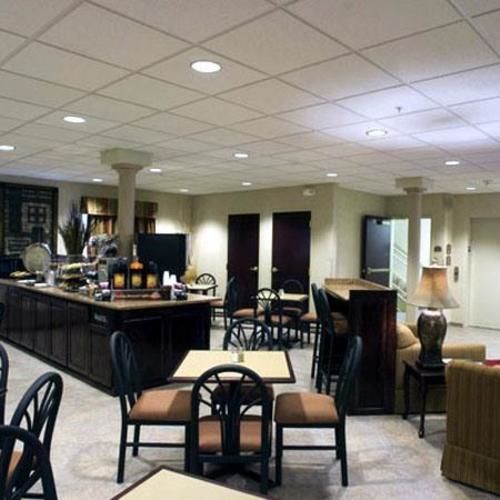 Hometown Hotel 2*